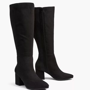 Wide With Heeled Boot Size 11